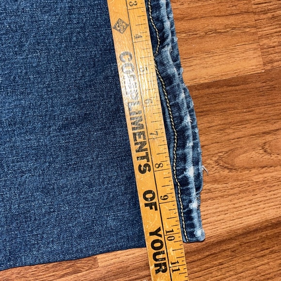 Wrangler Retro Flare Jeans Size 3 x 32 - Picture 5 of 10